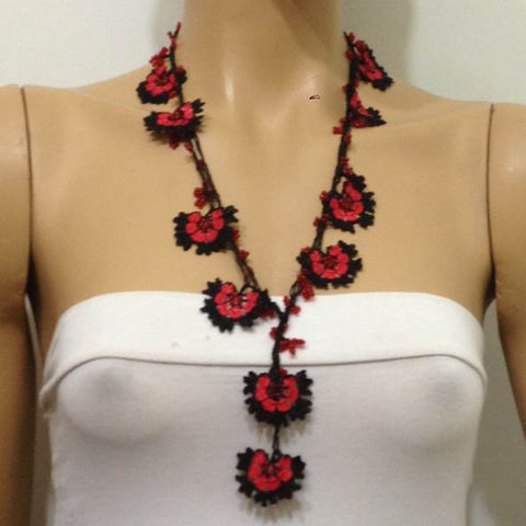 10.12.14 Black and Red Crochet beaded flower lariat necklace with Red beads.