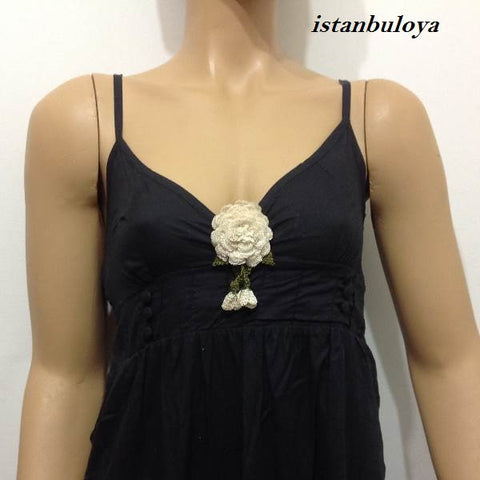 WHITE ROSE Hand Crocheted Brooch - Flower Pin- Unique Turkish Lace - Brooches Jewelry - Fabric Flower Brooch