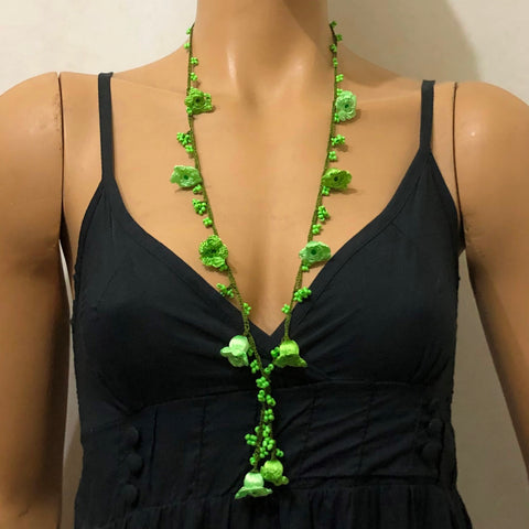 Green Crochet oya TULIP lace necklace with Green Beads